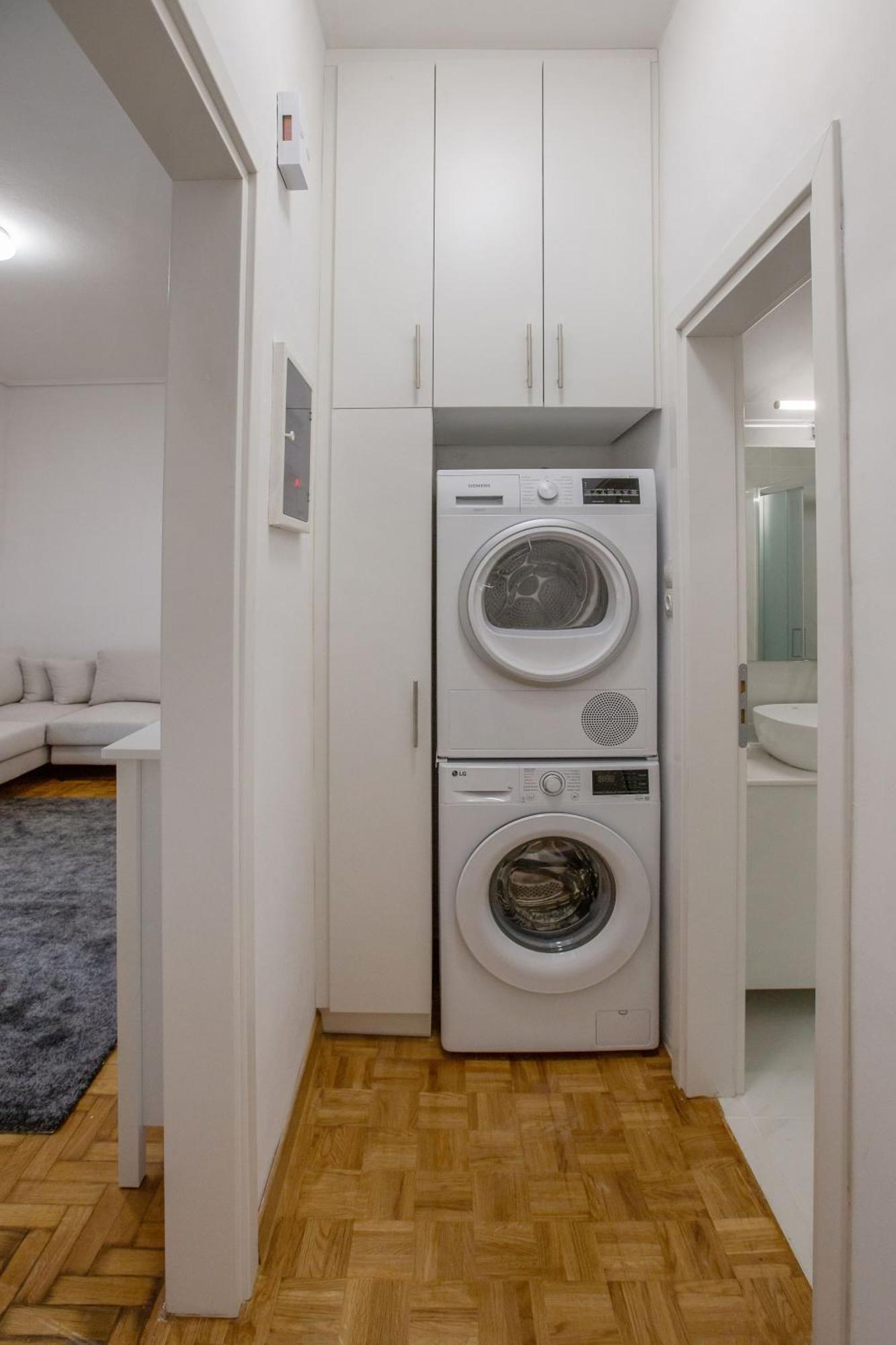 Newly Remodeled Dream Condominiun In Kifisia With Garden & Grass Lawn * Athen