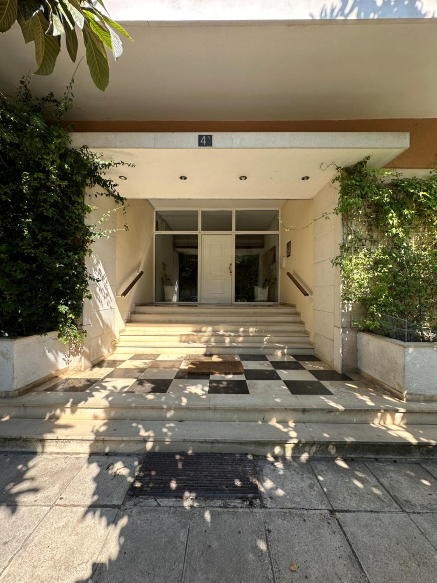 Newly Remodeled Dream Condominiun In Kifisia With Garden & Grass Lawn Apartment