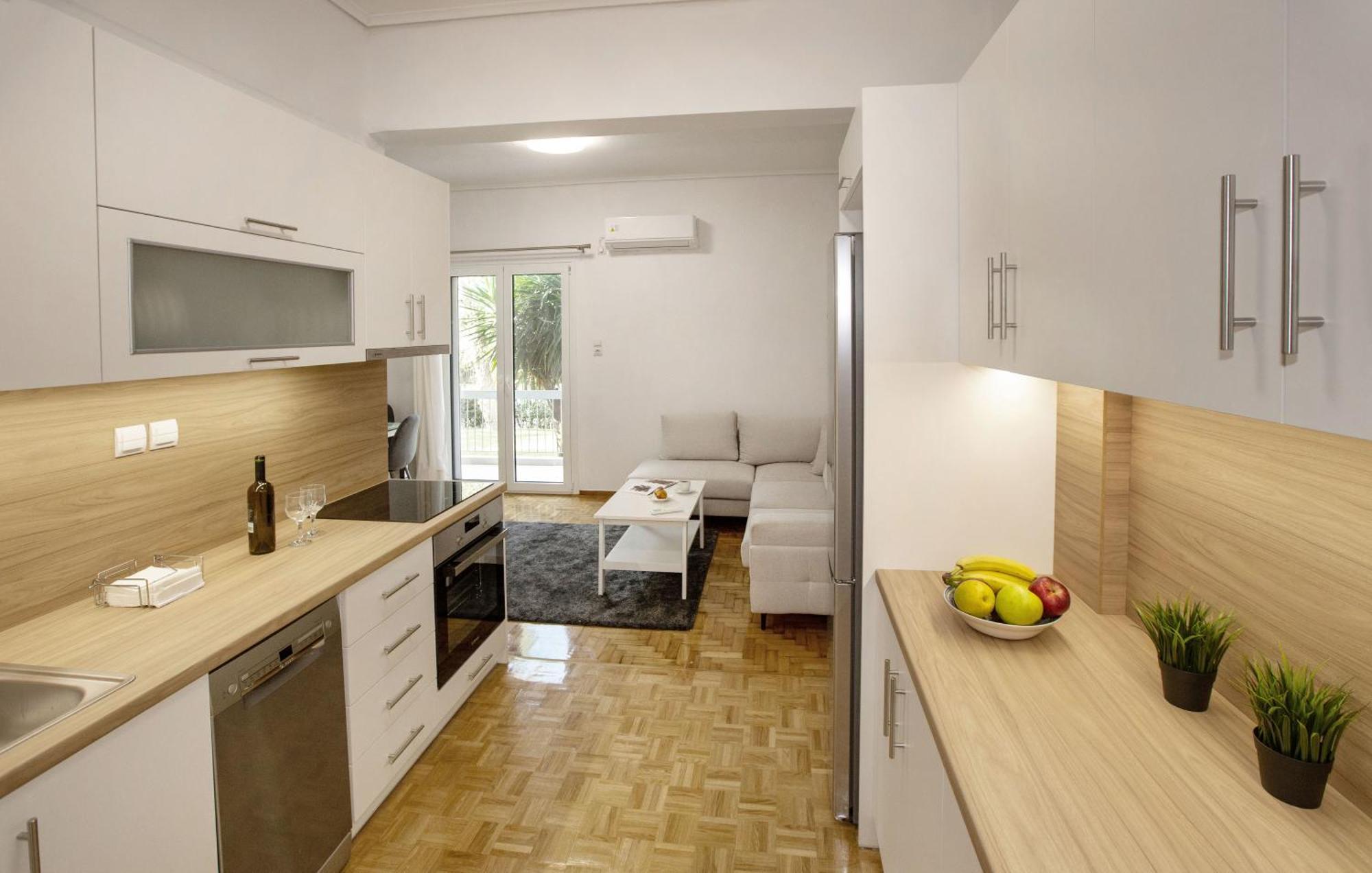 Newly Remodeled Dream Condominiun In Kifisia With Garden & Grass Lawn